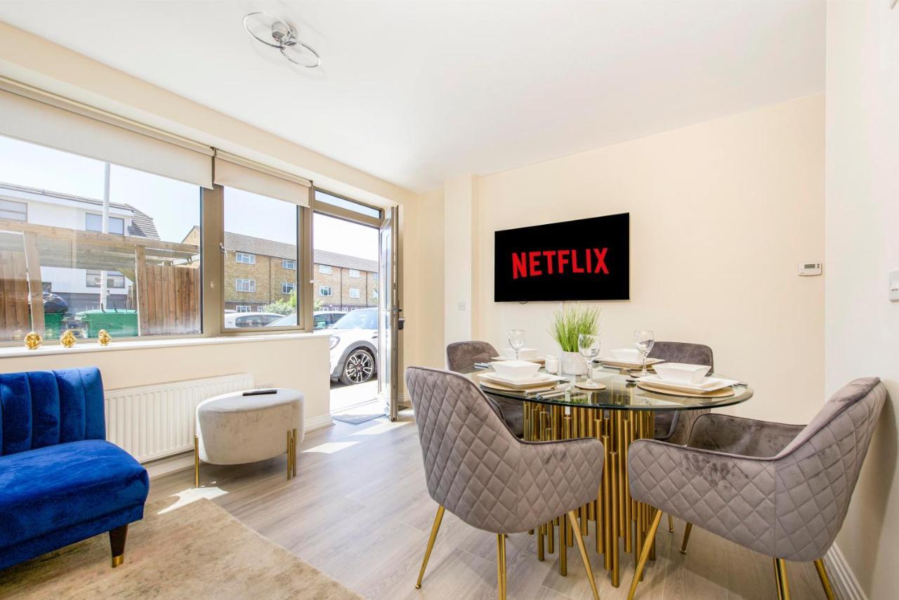 Prime Luxury, Heathrow, Freeparking, Wifi, Netflix Apartman Yiewsley Kültér fotó